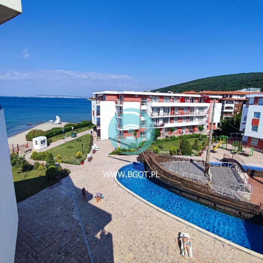 Privilege Fort Beach - Sea Viev Premium Apartments Елените Екстериор снимка